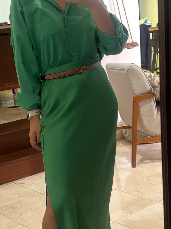 H&M Dresses & Skirts - H&M Women's Emerald Green Midi Skirt